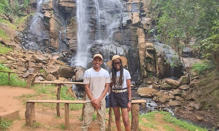 Kisasa_Waterfalls_in_Lushoto_(6)_750_450shar-50brig-20_c1